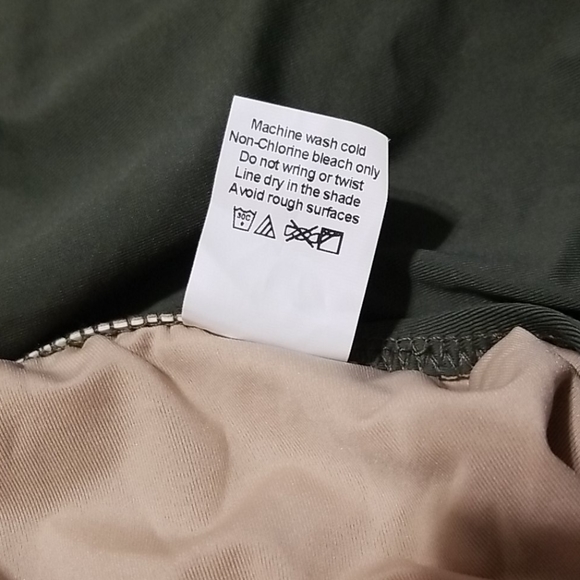 swimsuits - Picture 3 of 8